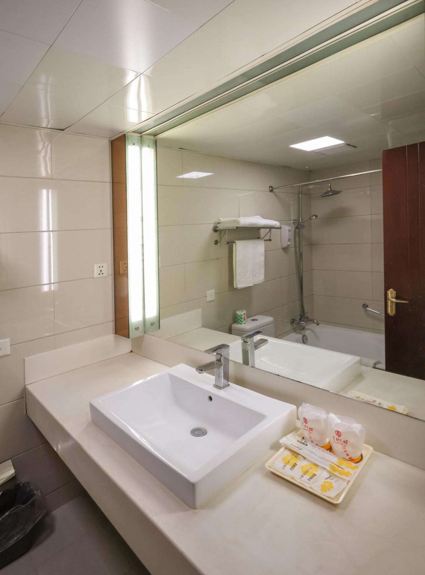 Shanghai Yuhang Hotel Екстериор снимка